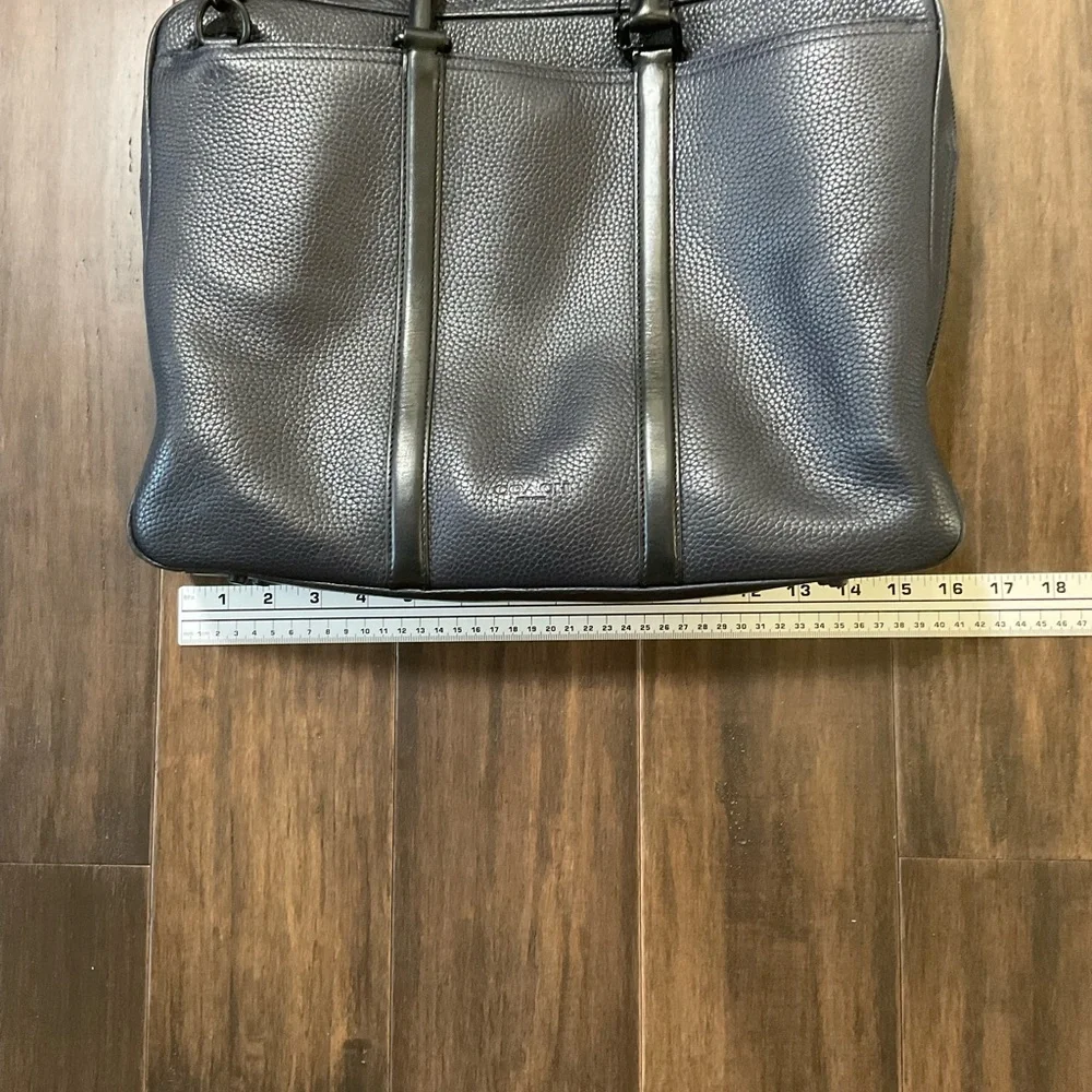 COACH Men’s Pebble Leather 57781 Navy Black Briefcase Bag Metropolitan Slim